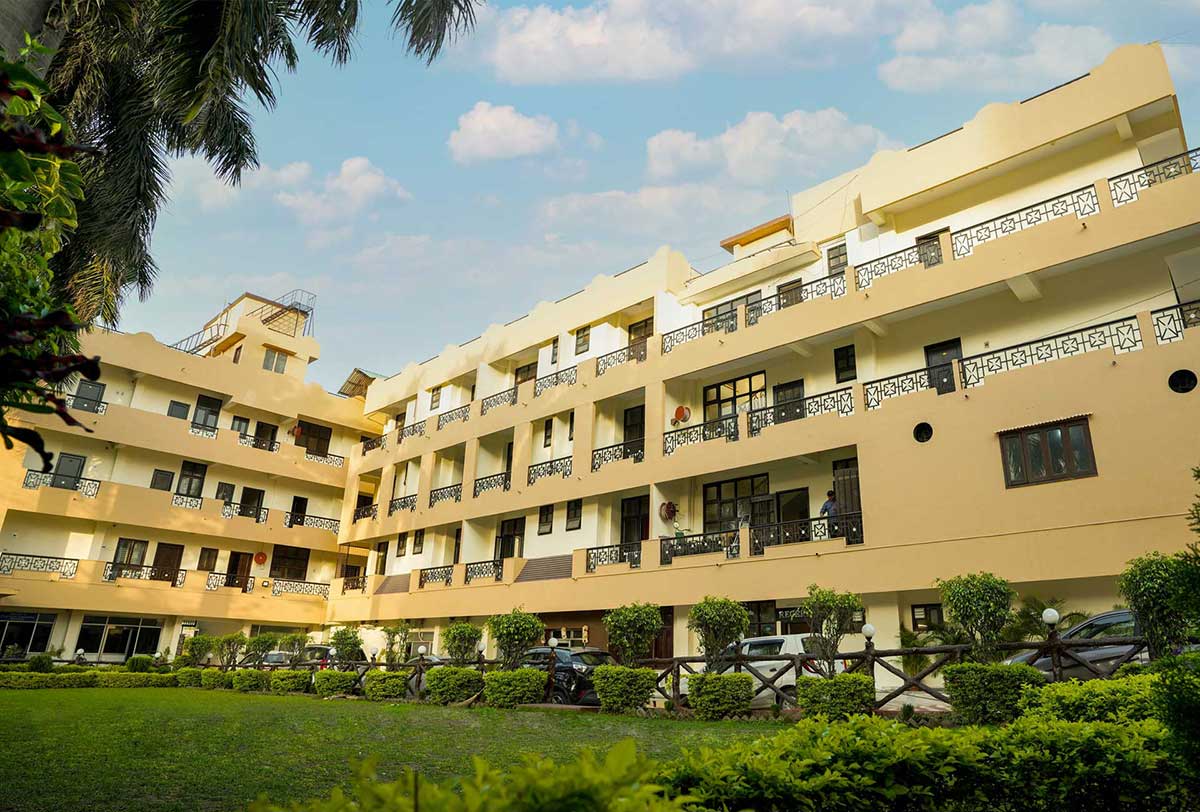 Neeraj Bhawan - Best Budget Hotel in Rishikesh