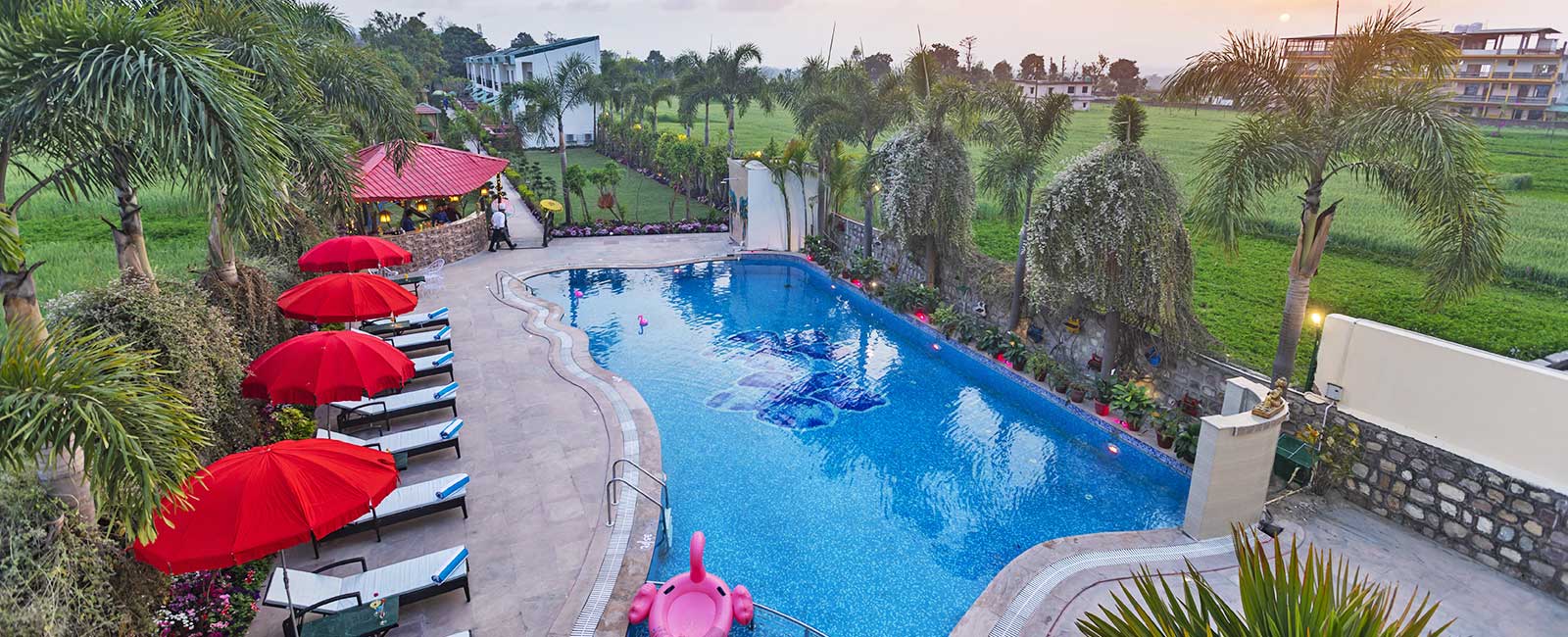 resort in rishikesh near Ganga