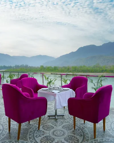 dubkee restro at neeraj luxury hotels in rishikesh